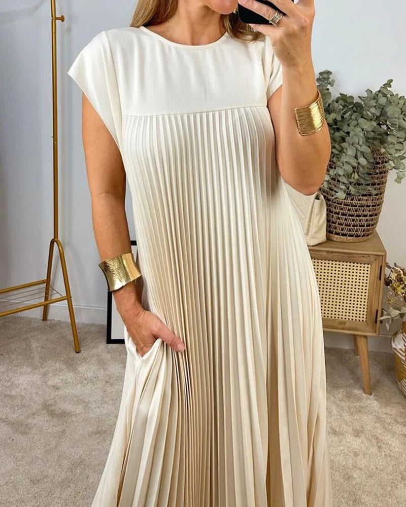 Genevieve - Elegant Pleated Maxi Dress