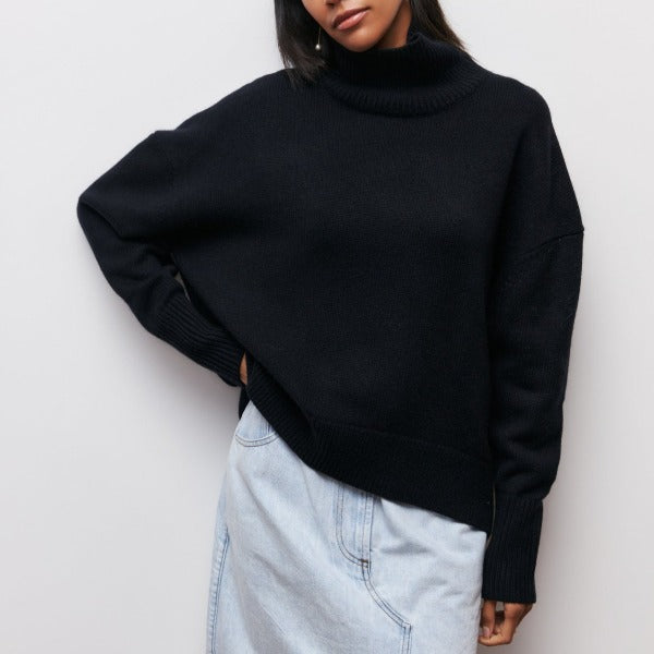 Sofia - Oversized Turtleneck