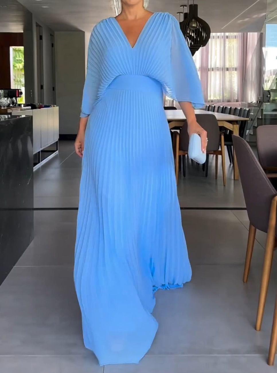 Penelope - Elegant Maxi Dress