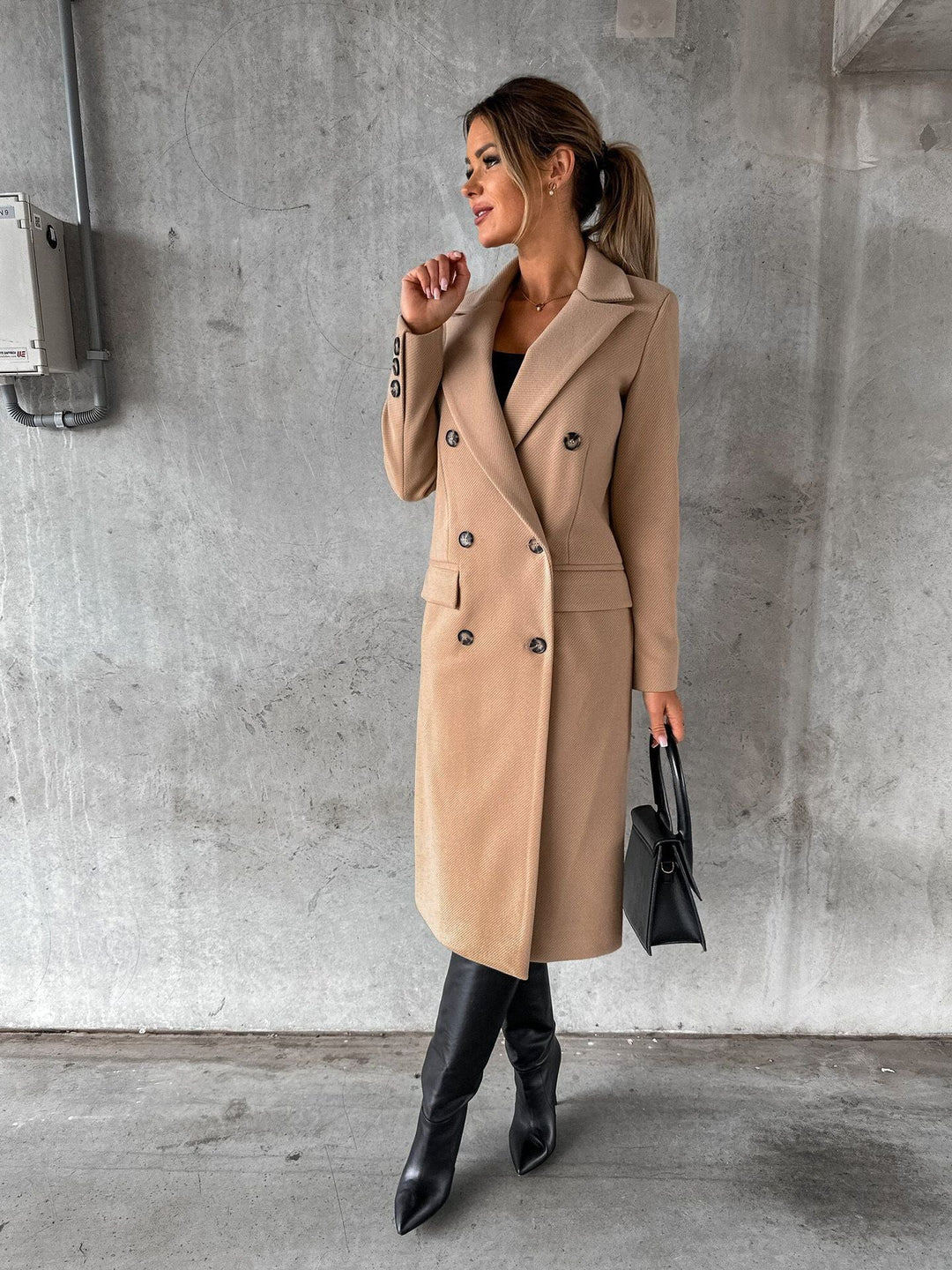 Hattie - Cozy Elegant Coat